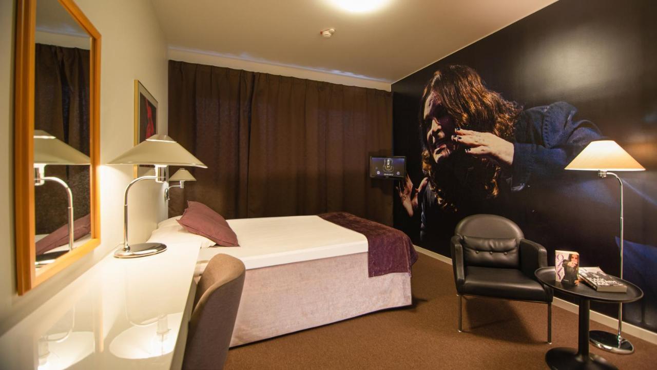 Hotell Hulingen Hultsfred Esterno foto